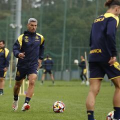 Salva Sevilla y Balenziaga llegan a tiempo para recibir al Nàstic