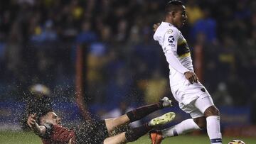 El colombiano Sebastián Villa fue titular en la victoria de Boca Juniors 3-1 contra Colón en La Bombonera, por la fecha 7 de la Superliga de Argentina