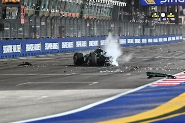El monoplaza del canadiense se movió mucho y justo en la última curva pisó el piano exterior.