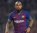 De Jong: "Vidal puede defender y marcar goles como los mejores"