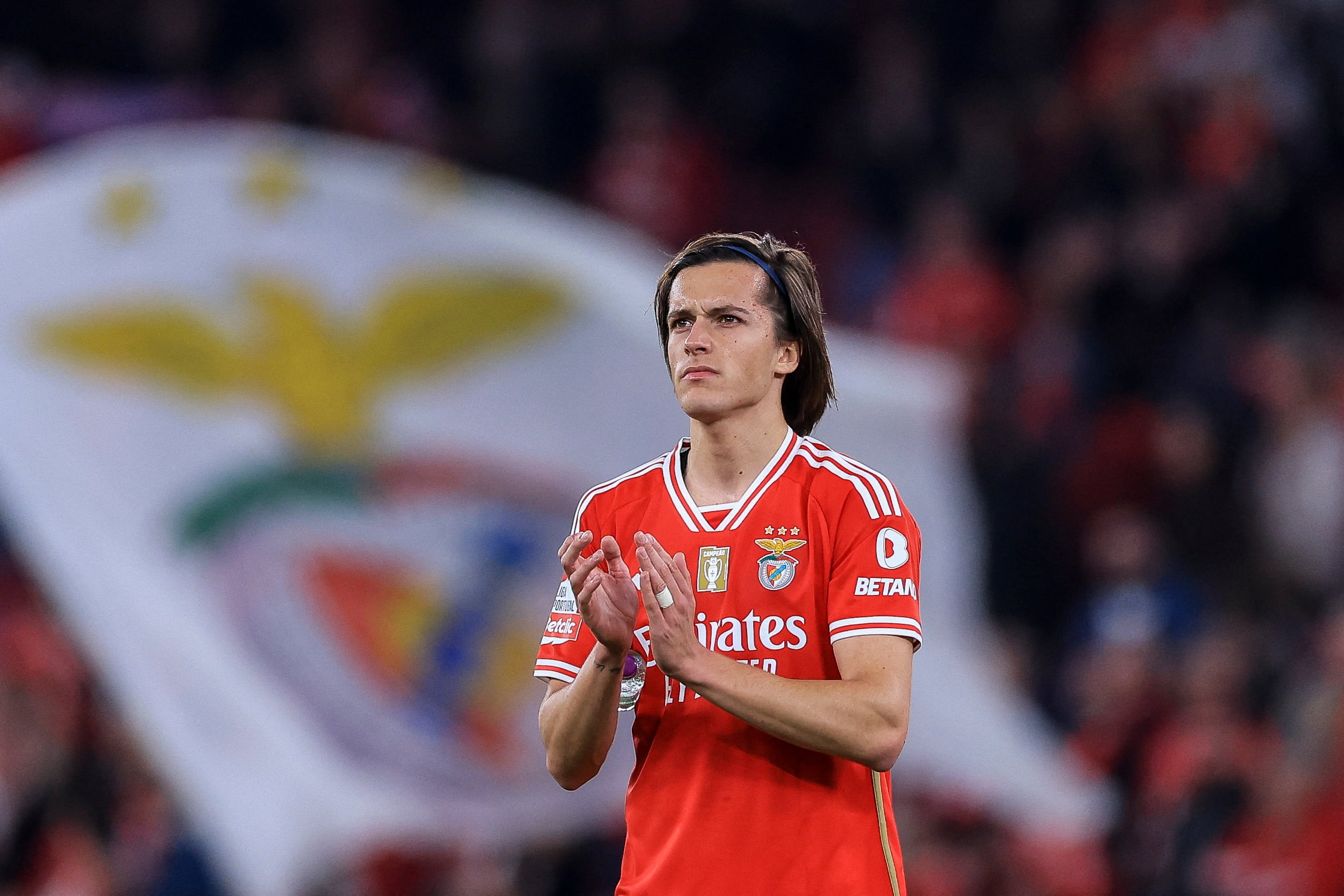 Carreras: el Benfica tensa la cuerda