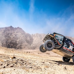 Al Attiyah gana y Sainz va a por la general