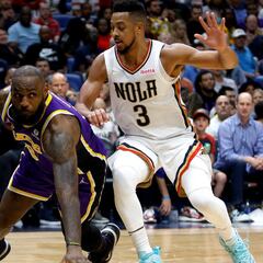 LeBron James gives update on "horrible" ankle injury