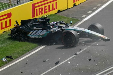 Kimi Antonelli se fue contra el muro a gran velocidad, dañando gravemente el costado derecho y la parte trasera del coche.