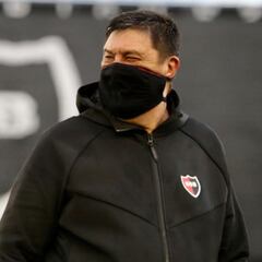 La era Mono Burgos debuta con empate ante Unión