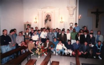 Ruiz-Mateos en la ofrenda floral del Rayo Vallecano. 