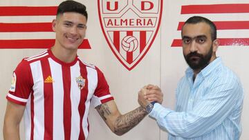 'El nuevo Cavani' llega al Almería para los próximos cinco años