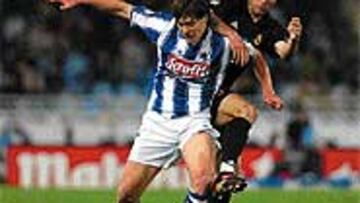 <b>EN EL PUNTO DE MIRA</B>. Xabi Alonso, pretendido por el Real Madrid.