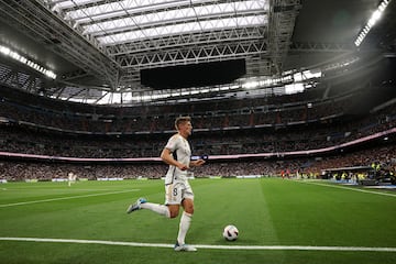Toni Kroos, en el nuevo Bernabéu en los prolegómenos del partido contra el Getafe.
