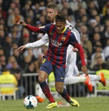 3-3. Sergio Ramos fue expulsado por Undiano Mallenco por un penalti a Neymar.