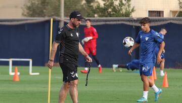 Pablo Guede, en un entrenamiento.