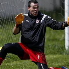 En América salen 10 jugadores y vuelve Alexis Viera