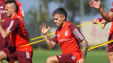 Dinero y un opositor: así avanza la negociación por Aránguiz