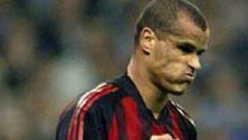 <b>CONFIANZA.</B> Pese a la irregular temporada de Rivaldo, Ancelotti no ha perdido la confianza en el brasileño.