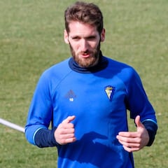 El interés de otros clubes facilitaría la salida de Tienza