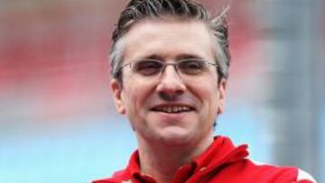 Pat Fry cuestiona "los métodos de trabajo" que sigue Ferrari