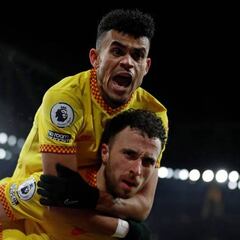 Liverpool, con Luis Díaz, vence a Arsenal y se acerca al líderato