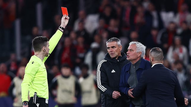Why was José Mourinho sent off against Real Madrid? Ex-coach gets red card