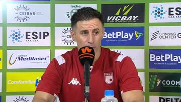 Pablo Peirano, DT de Santa Fe, analiza el empate contra Huila por Liga BetPlay.