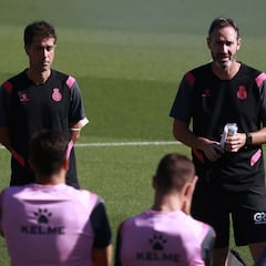 Vicente Moreno se rinde al trío Morlanes-Darder-Melendo