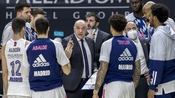Pablo Laso, durante el partido de la ACB que ha enfrentado al Baskonia y al Real Madrid.