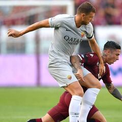 Kluivert y Dzeko ya suman