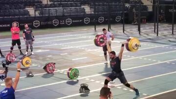 El Nº1 español de crossfit superó la prueba de levantamiento de peso en Dubai