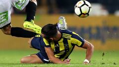 Mauricio Isla debutó con un empate en Superliga de Turquía