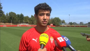 05-08-25. NACHO MARTÍN ATIENDE A LOS MEDIOS EN MAREO TRAS LA SESIÓN DE ENTRENAMIENTO DEL SPORTING.