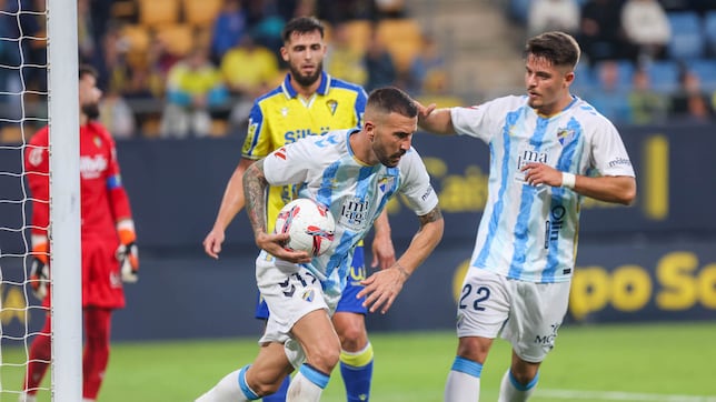 Málaga – Cádiz: TV, horario y cómo ver LaLiga Hypermotion online