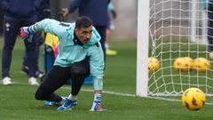 “Prefiero decirlo desde ya”: el mensaje de Colo Colo por un posible regreso de Claudio Bravo