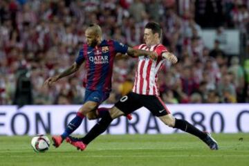 Dani Alves y Aduriz.