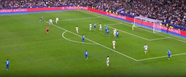 Ancelotti se cae con todo el equipo