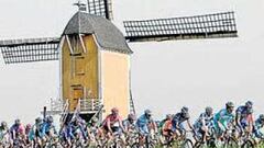 Schumacher aprovechó el férreo marcaje a Valverde