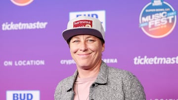 Retired soccer star Abby Wambach is completely pulling out of any involvement in the concussion drug company backed by NFL Hall of Famer Brett Favre.