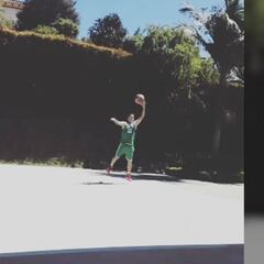 Quintero, el pequeño gigante que también juega basket