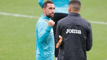 Paco Alc&aacute;cer, en un entrenamiento.