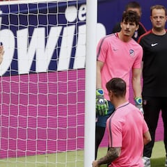 Simeone ensayó un once con Griezmann y Costa, y sin Filipe