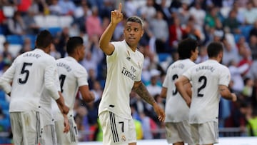 Mariano celebró así uno de sus goles.