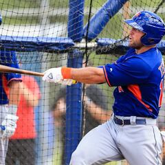 Los Mets promueven a Tim Tebow a Clase-A alta
