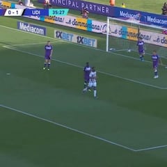 El gol de listo de Deulofeu a la Fiorentina