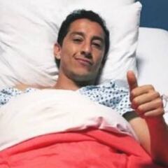 Operan a Andrés Guardado con éxito previo al Mundial de Rusia