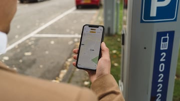 Reunimos las mejores ‘webs’ y ‘apps’ para reservar plazas de parking, coches y más