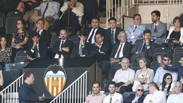 Anil Murthy, en el palco en el partido contra el Alav&eacute;s.