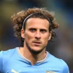 Forlán: "Me encantaría que Pellegrini ganara otro trofeo"