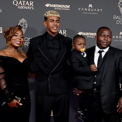 Cena de Navidad con la madre de Lamine Yamal desde 150 euros