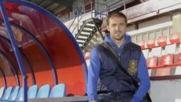 <b>FUERZA FÍSICA. </b>Luis Helguera será clave en el centro del campo del Huesca en Alcorcón-.