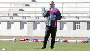 Claudio Barragán cesado como entrenador del Hércules.