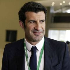 Figo culpa al presidente del Oporto de la sequía de títulos