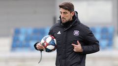 Veljko Paunovic, en su etapa como entrenador de Chicago Fire.